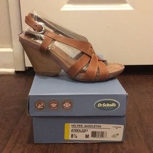 Dr Scholl’s Sandal- Helper, Saddletan, 8.5 M NWT